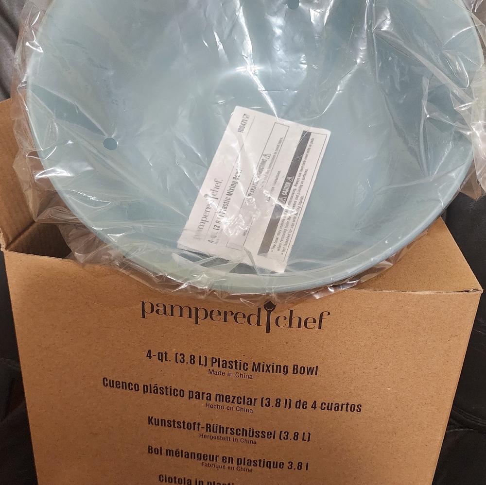 4 qt mixing bowl pampered chef